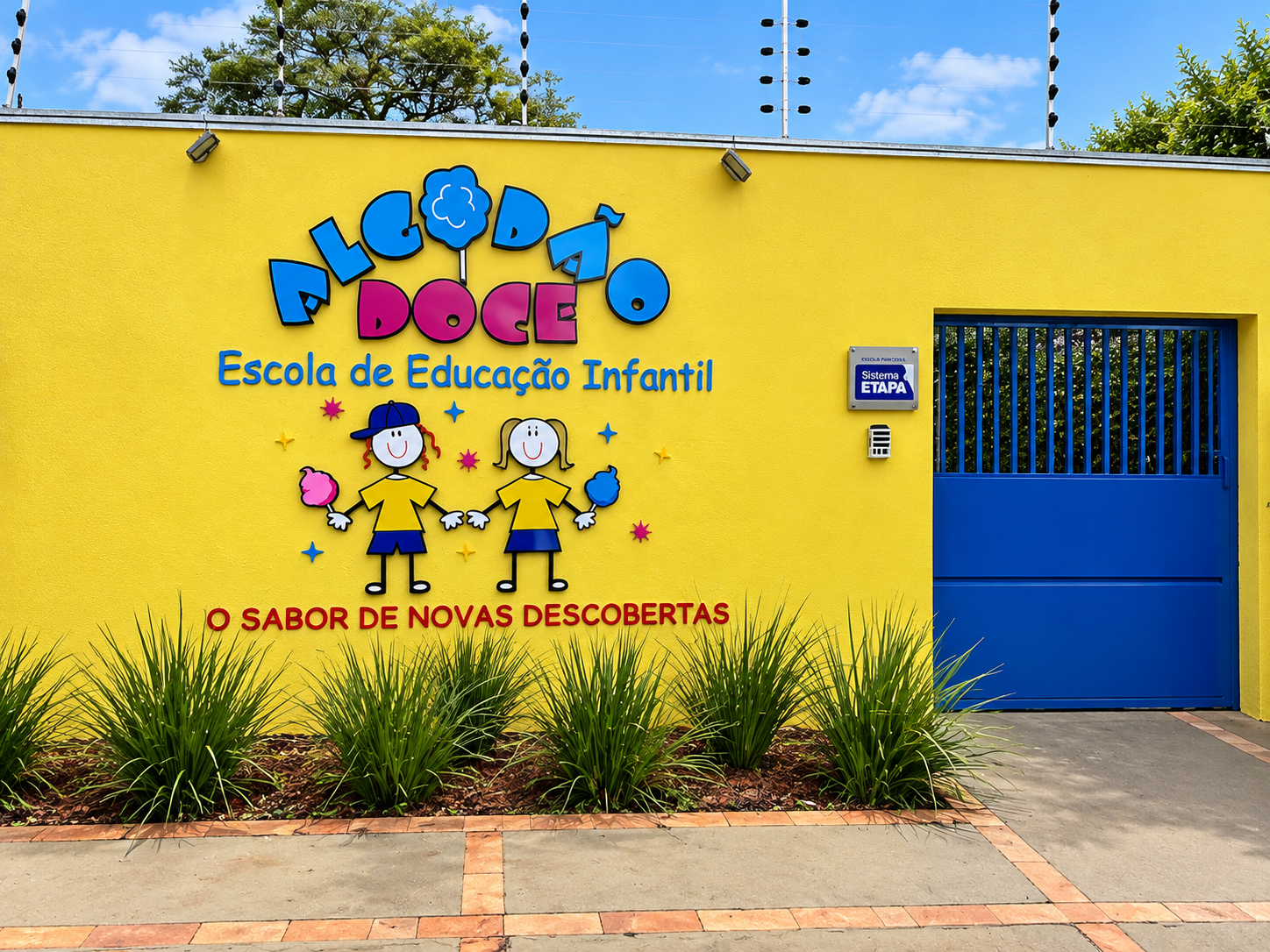 Fachada da Escola